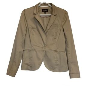 GUESS ONE BUTTON FRONT CLOSURE TAN BLAZER/ Size Medium